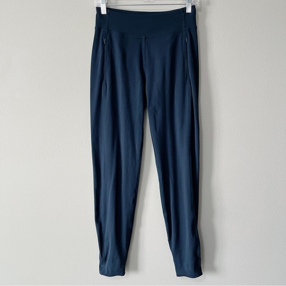 Lululemon Women's Size 4 Run Rulu Run Track Pant Navy Blue W5ARPS Zip Pockets - Picture 2 of 10